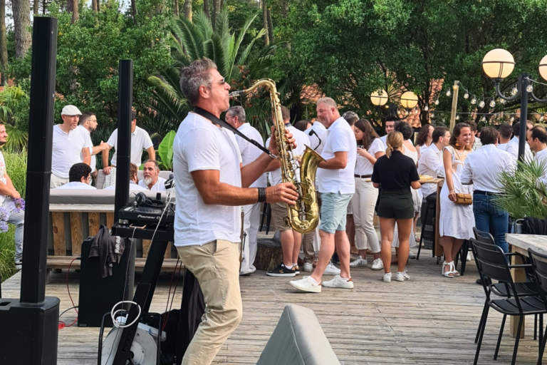 soirée d'entreprise dans les Landes avec animation musicale