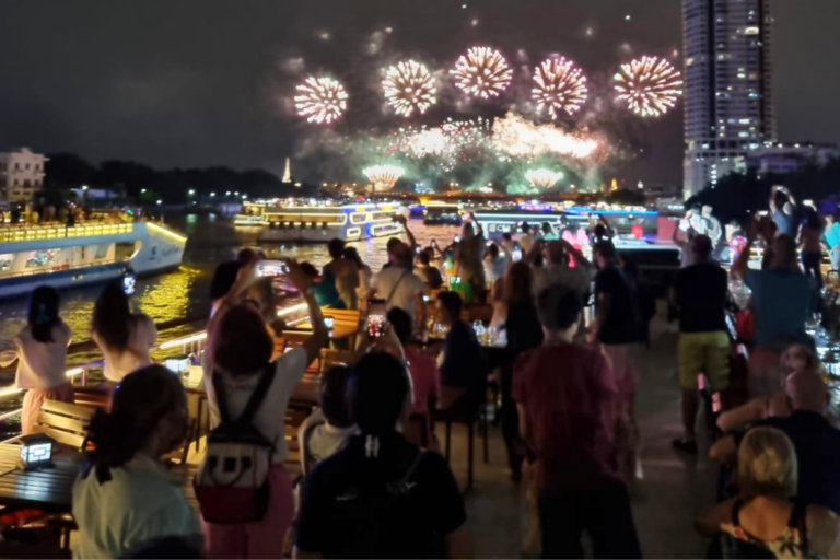 Bangkok by night feux d'artifice soirée incentive entreprise Thaïlande