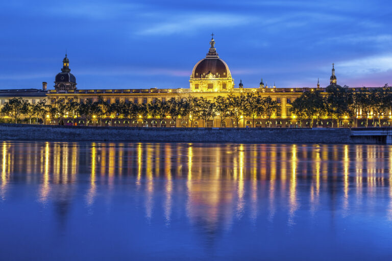 Lyon by night séminaire incentive entreprise bords de Saône